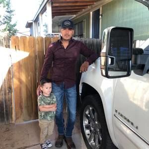 Meet your Posher, Luis